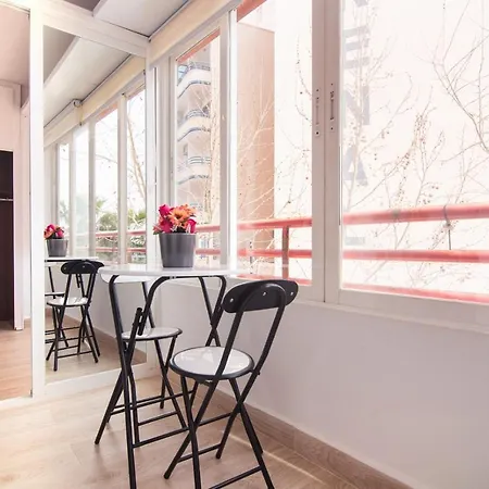 En 1º Linea De Playa Apartment *